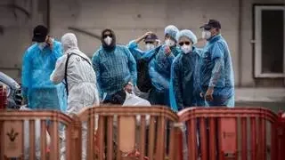 En directo | El Hondius abandona el puerto de Granadilla tras desembarcar a todos los pasajeros