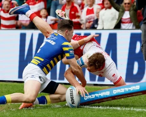 Joe Burgess scores Hull KR’s second try in their victory against Warrington